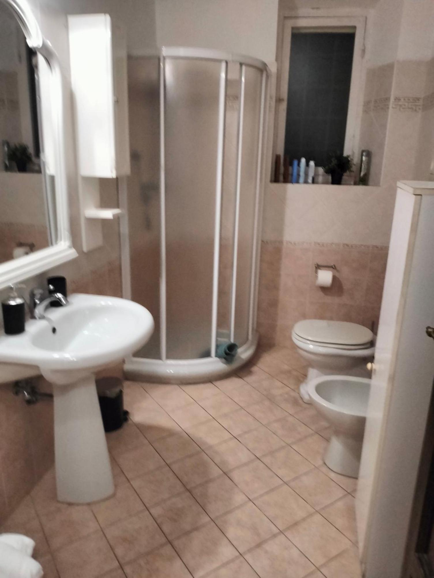 Palace Comfort Inn 피사 외부 사진